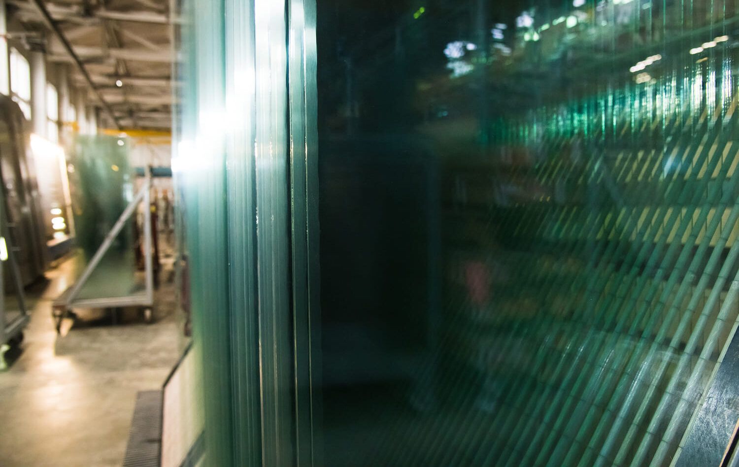 Planchas de cristal en un taller